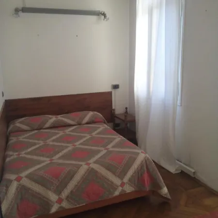 Dante Hotel
